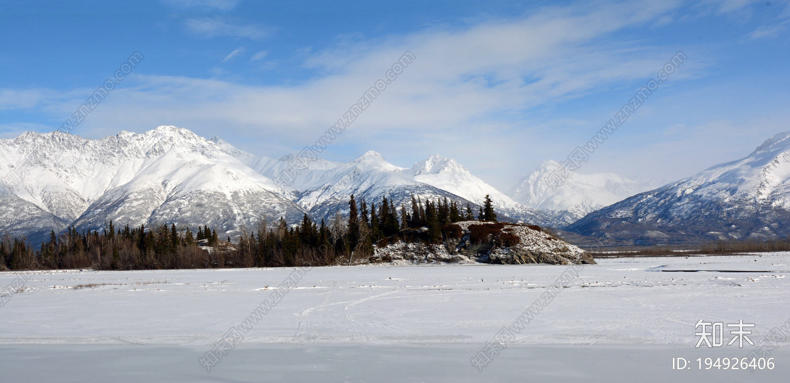 雪山森林外景图贴图下载