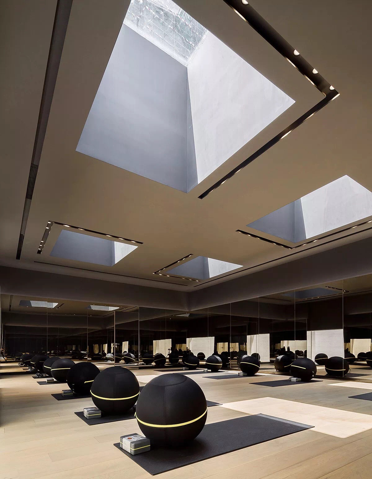 东仓建设cad施工图下载【ID:748731378】