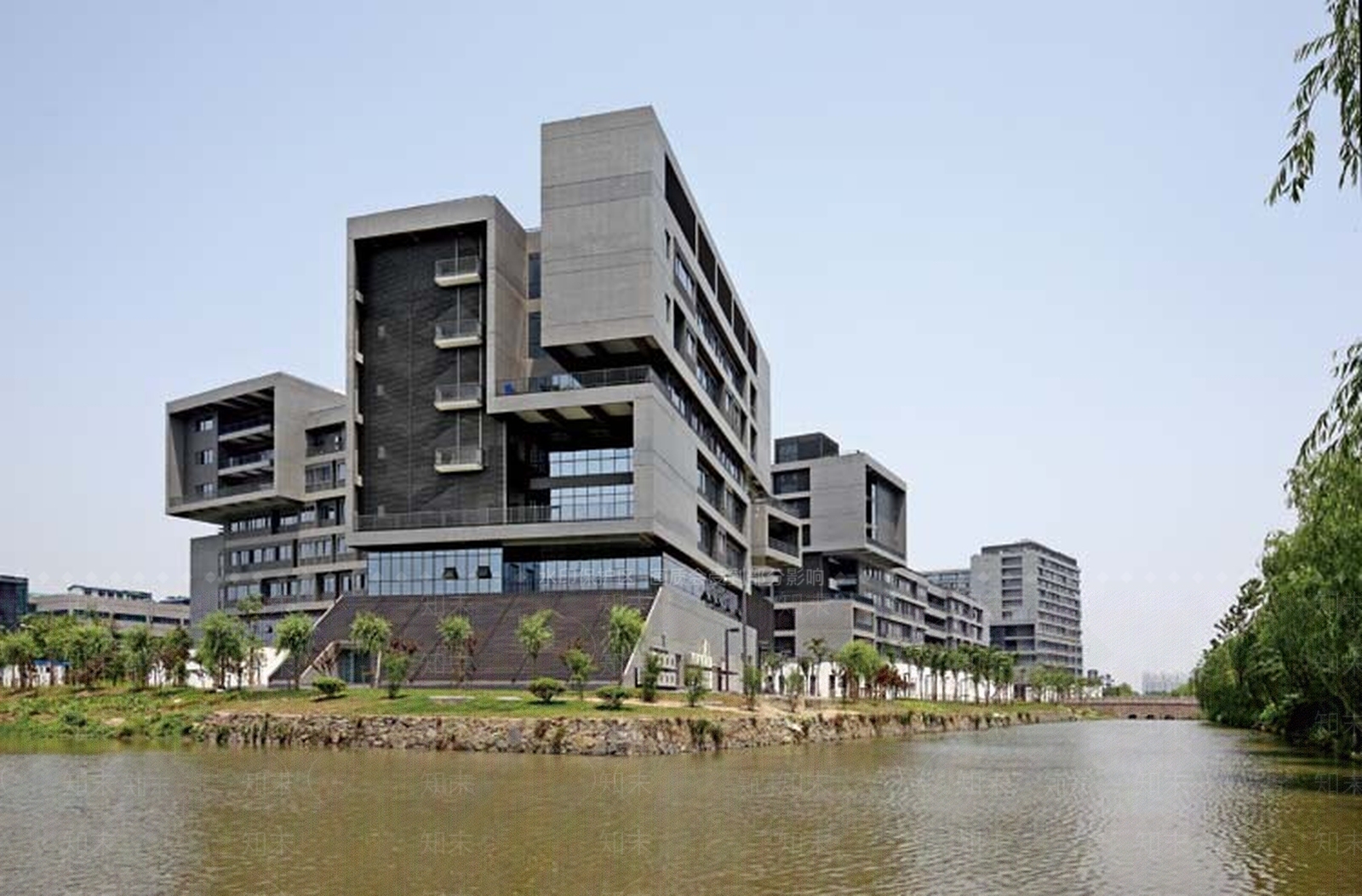 现代浙江大学紫金港校区农生组团SU模型下载【ID:354086411】