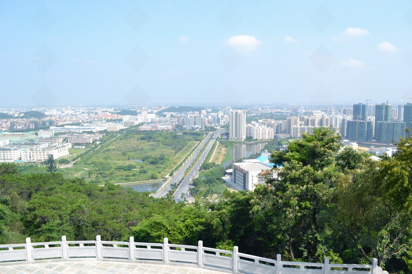 城市外景天空贴图下载【ID:867656309】