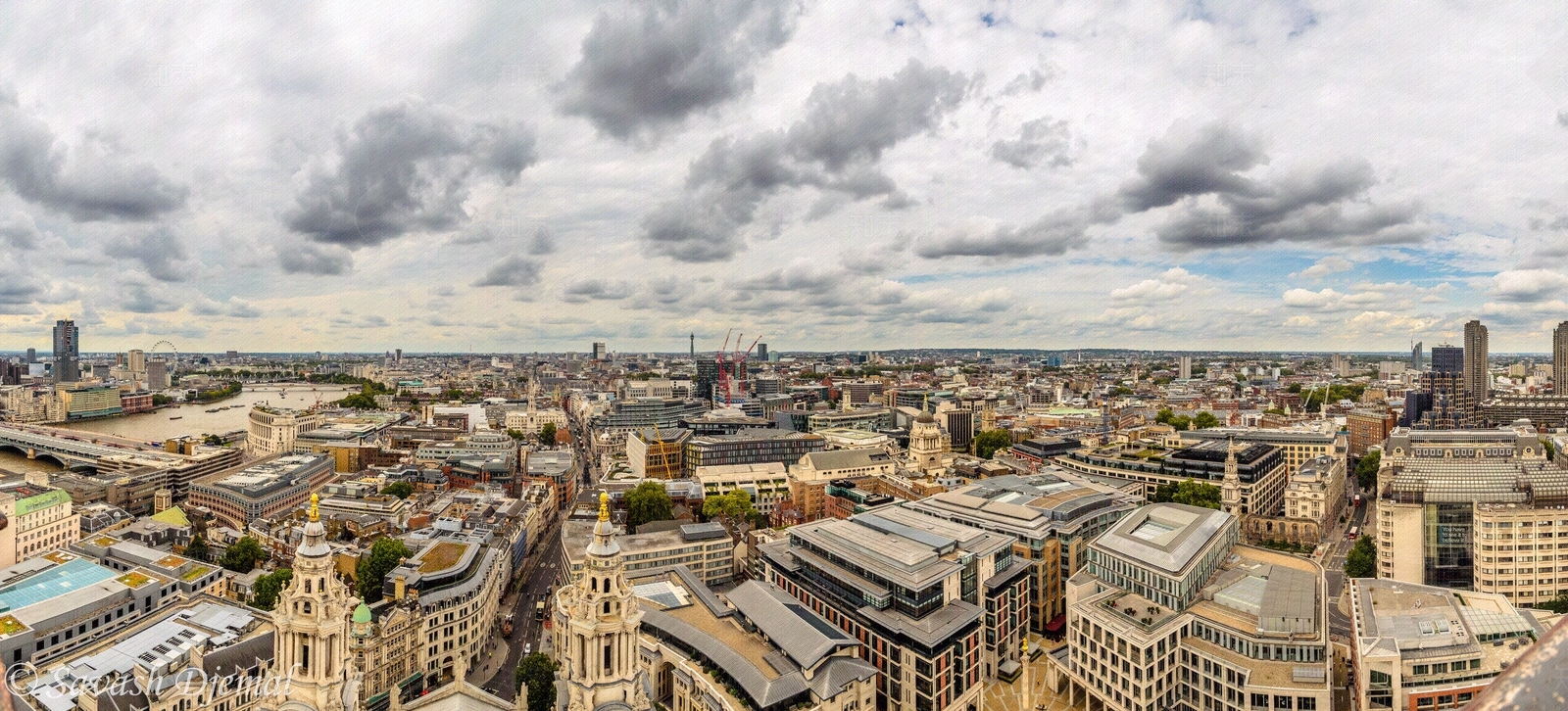 欧洲城市多云阴天外景图贴图下载【ID:192967768】