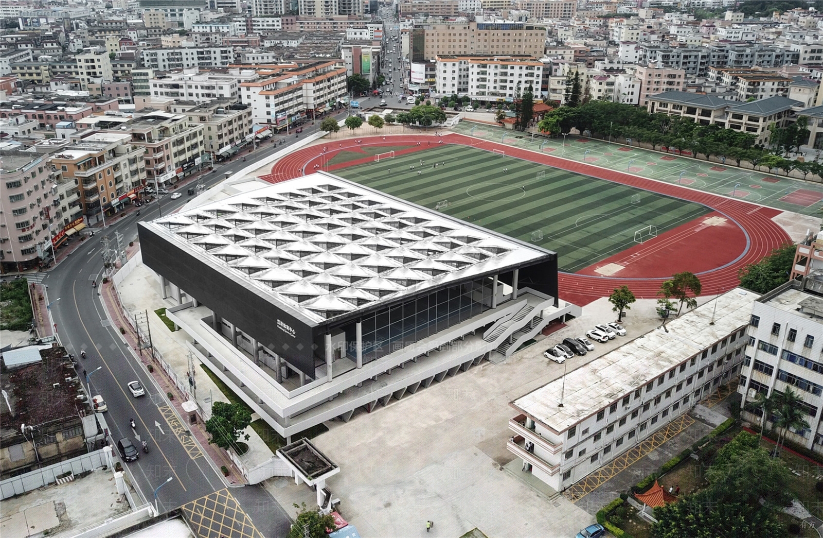 现代体育建筑SU模型下载【ID:1101391571】
