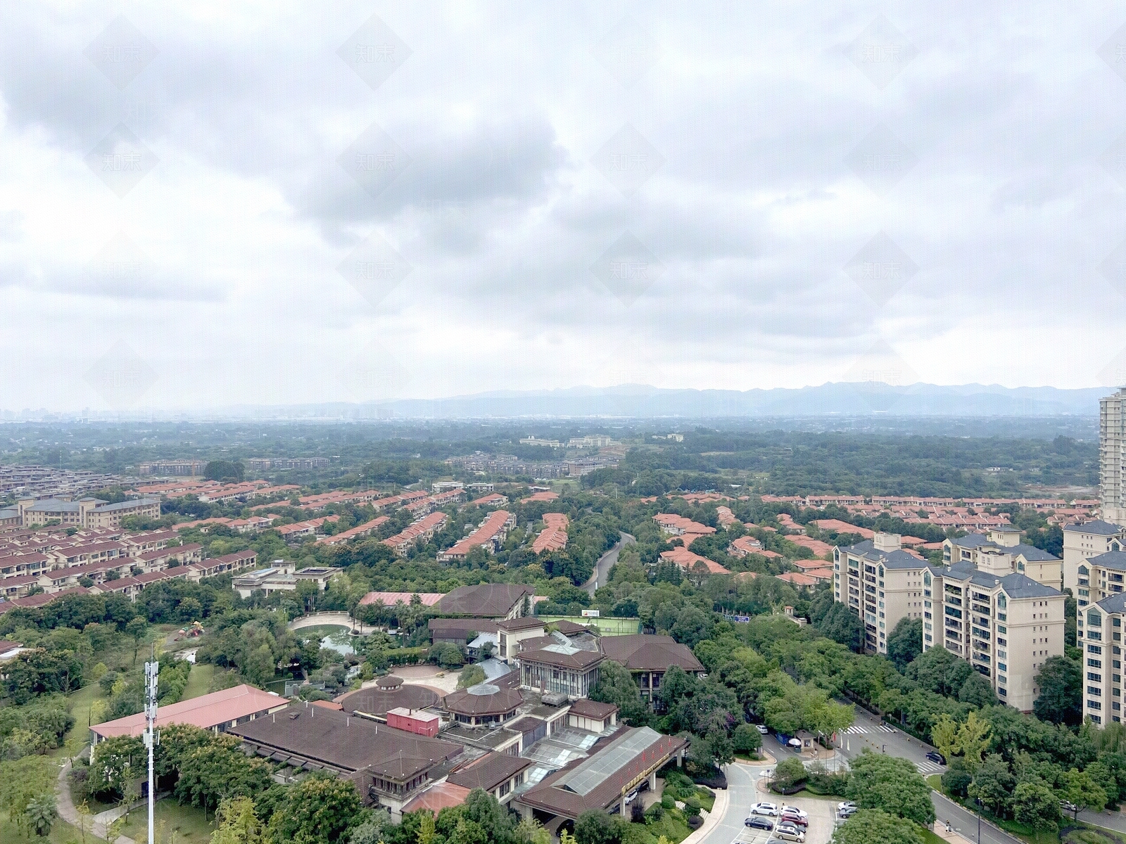 小区窗户外景贴图下载【ID:1104810862】