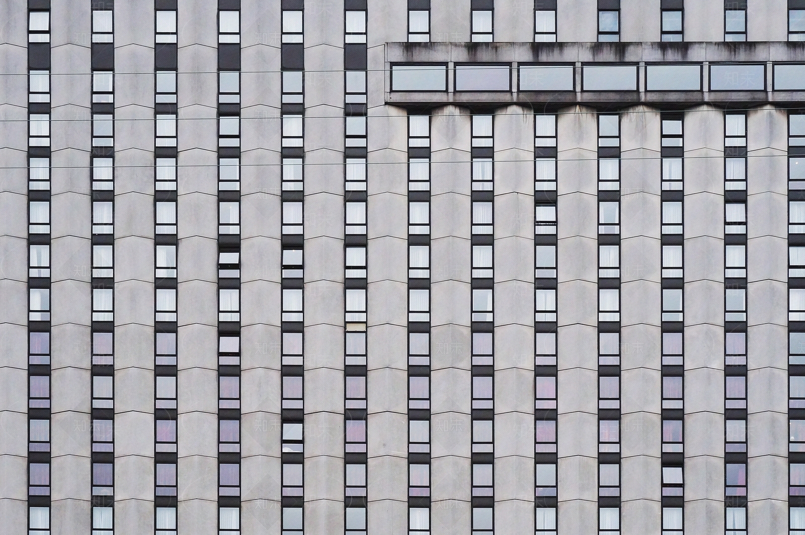 现代办公大楼建筑外立面贴图下载【ID:1116518909】