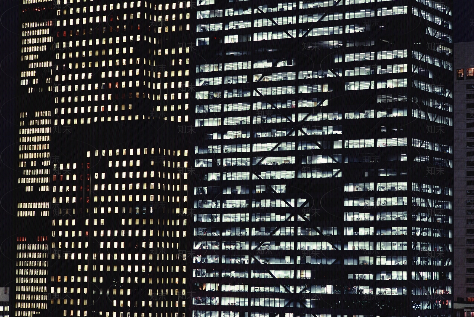 夜景玻璃建筑外立面贴图下载【ID:1116924008】