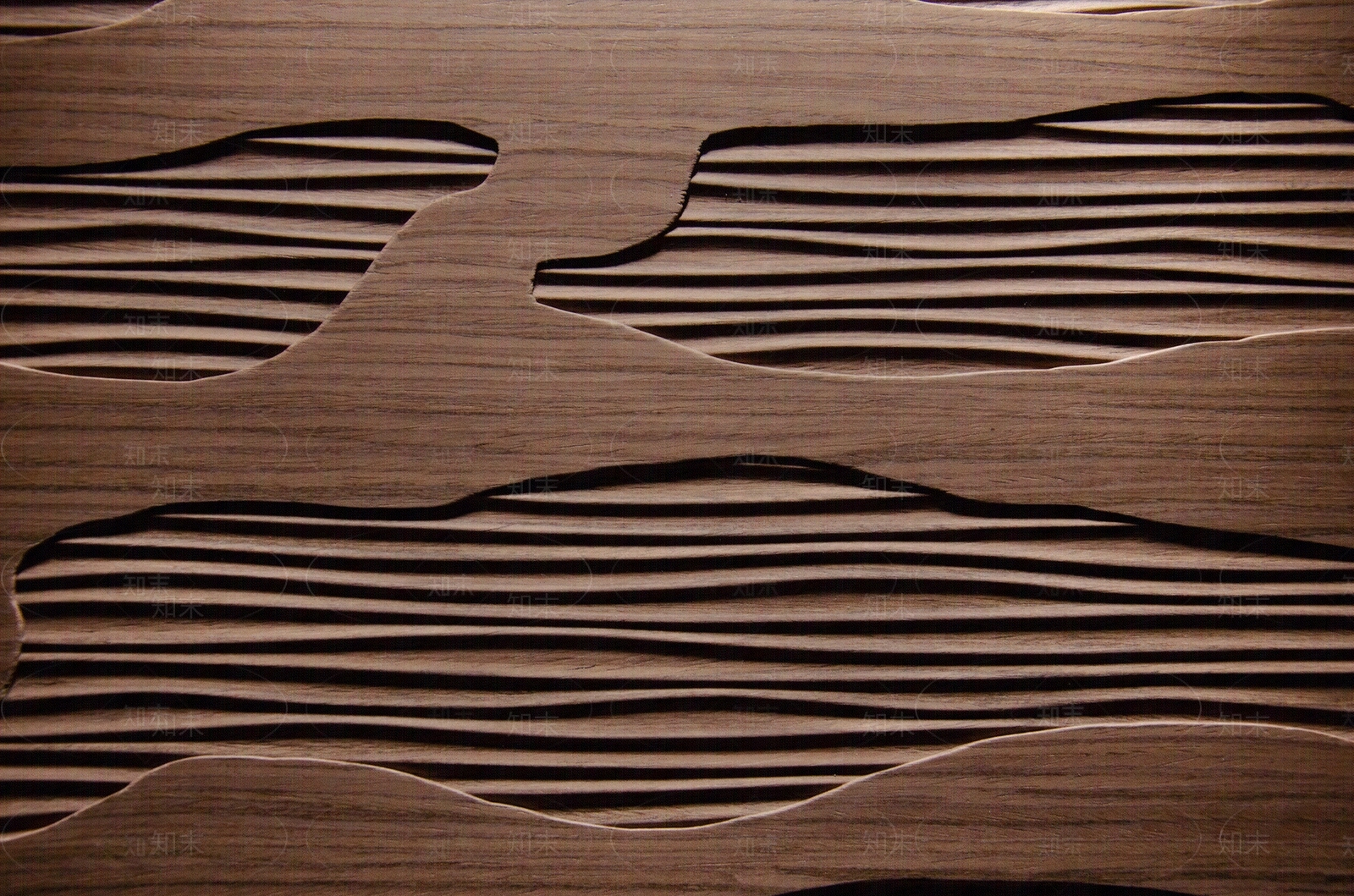 原木色艺术木雕木饰面贴图下载【ID:1121054481】