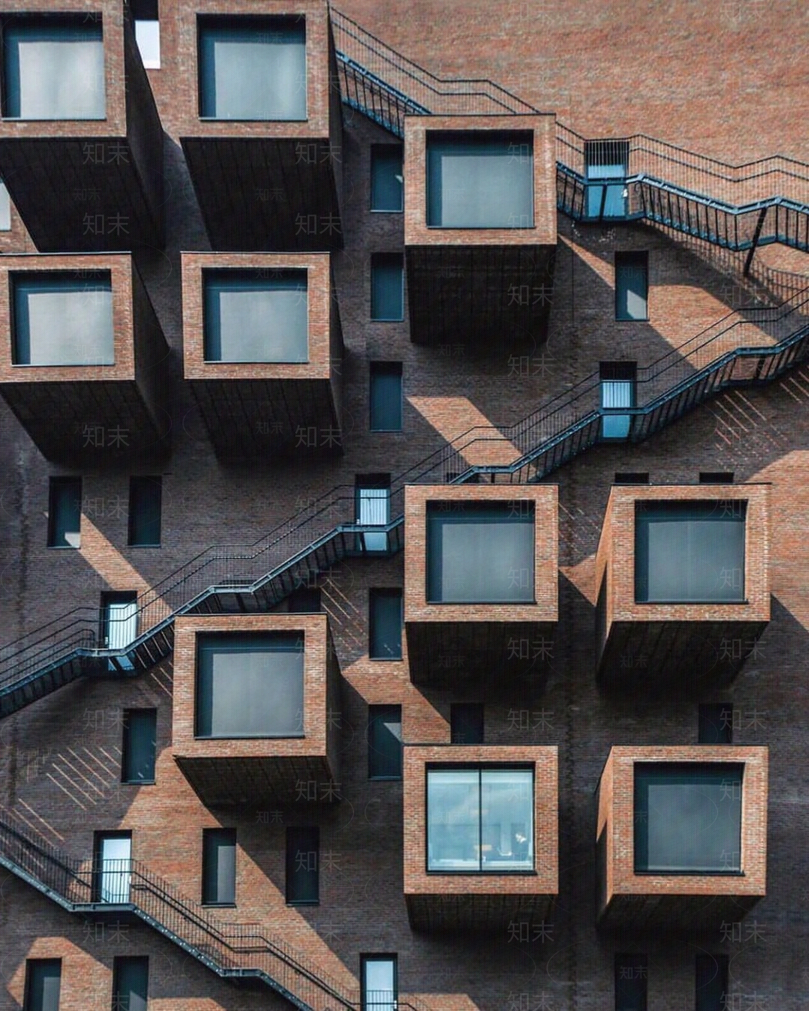 棕色墙面方形立体建筑立面贴图下载【ID:1122954544】