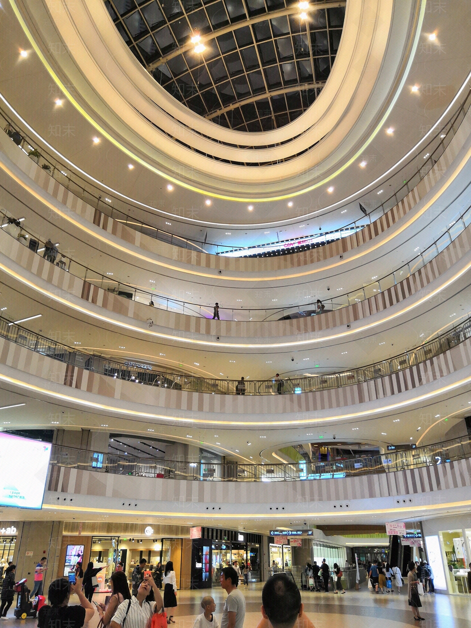 商场中庭外景贴图下载【ID:1123822555】