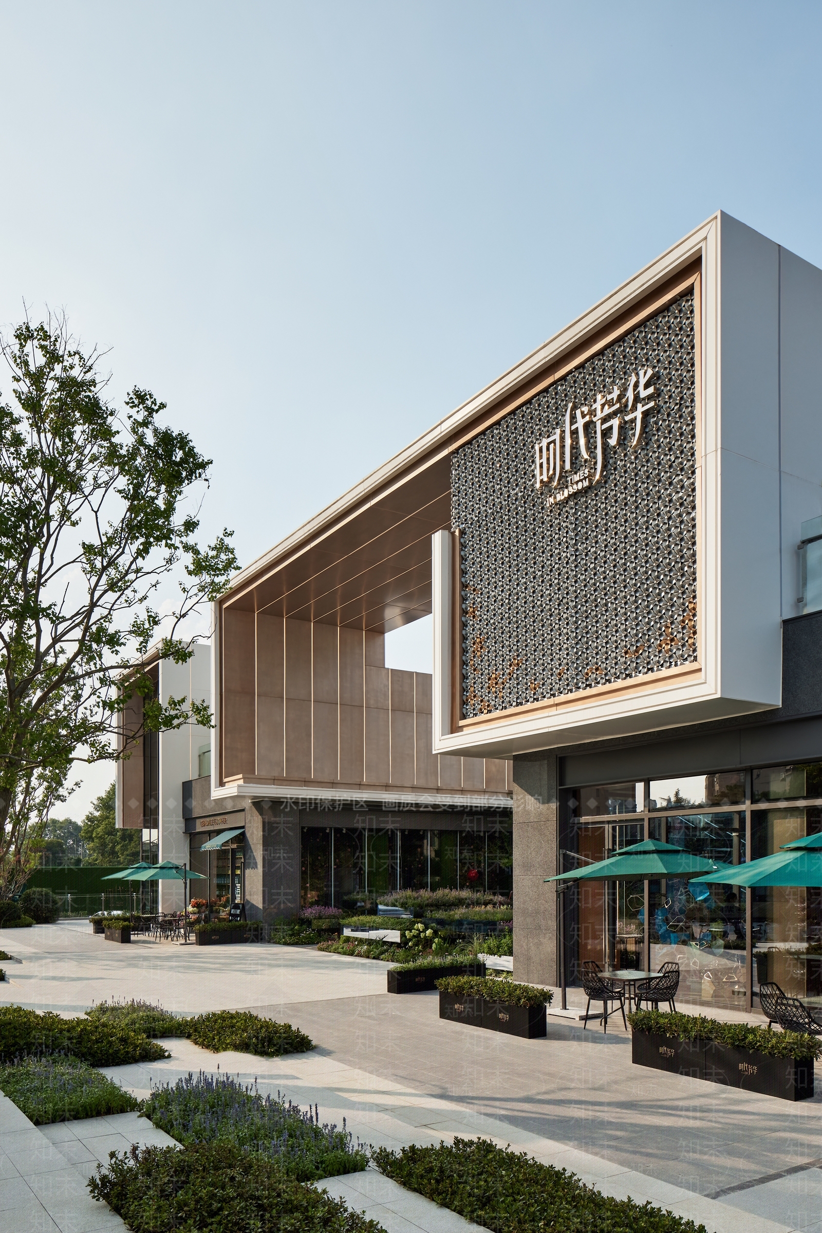 代体块穿插售楼处SU模型下载【ID:1127148374】