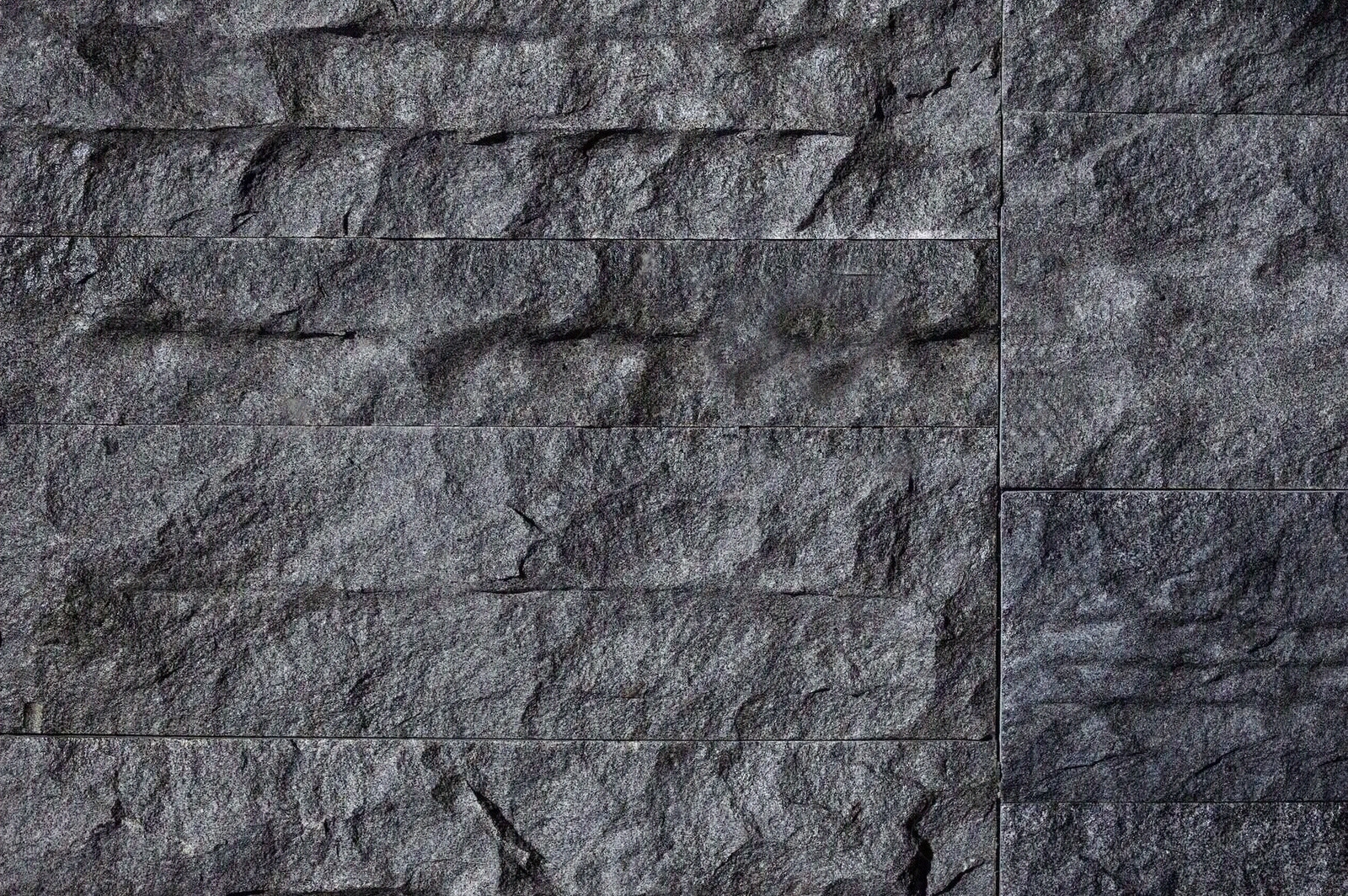 自然面灰色毛石墙面贴图下载【ID:1130624264】