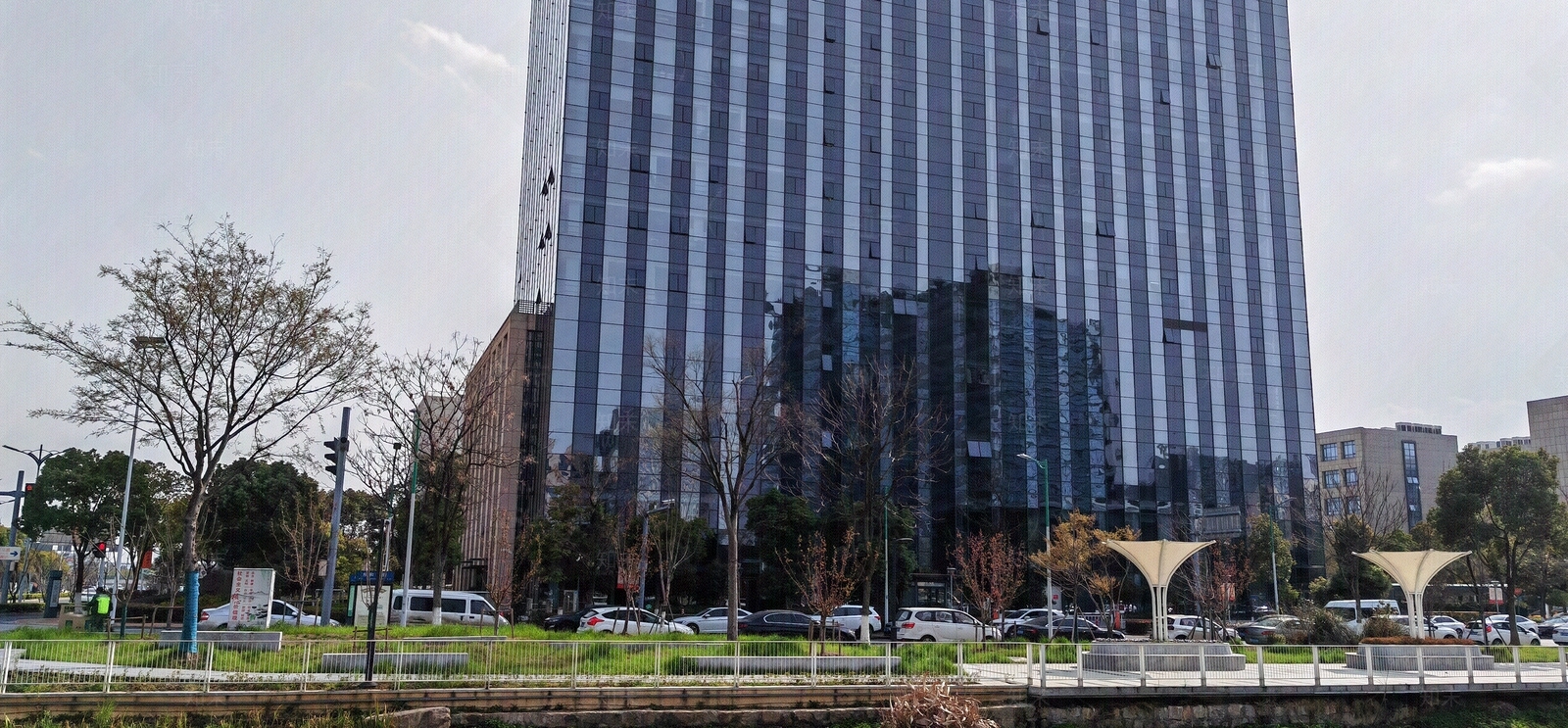 城市街道外景贴图下载【ID:1130791704】