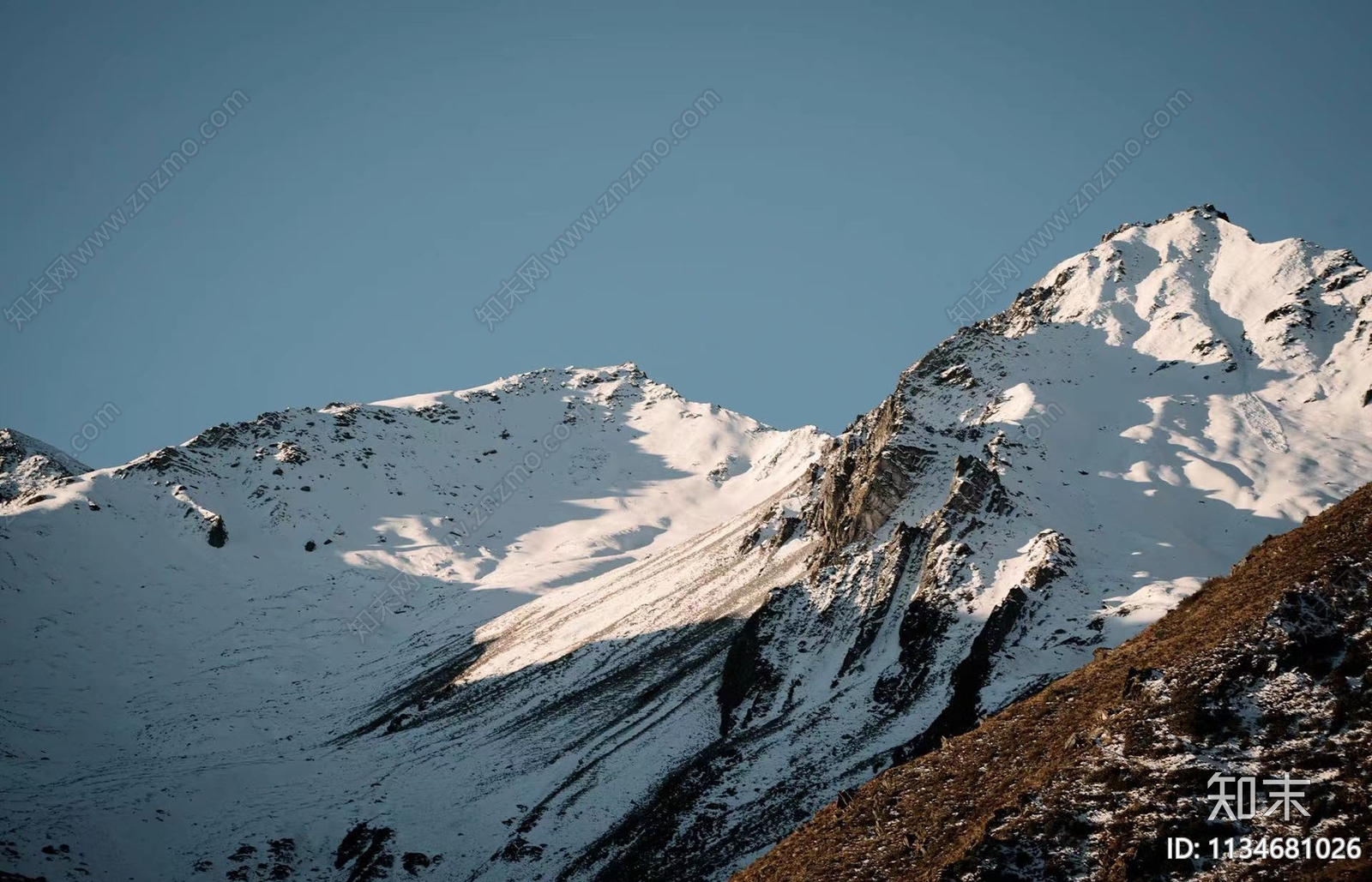 雪山外景贴图下载【ID:1134681026】