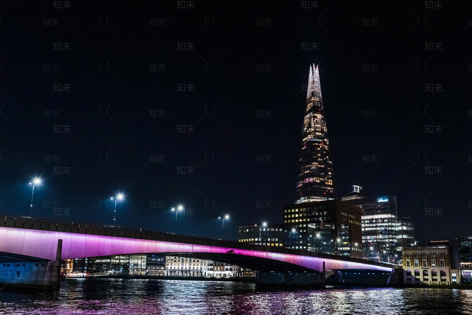 都市街道夜景贴图下载【ID:1134936314】