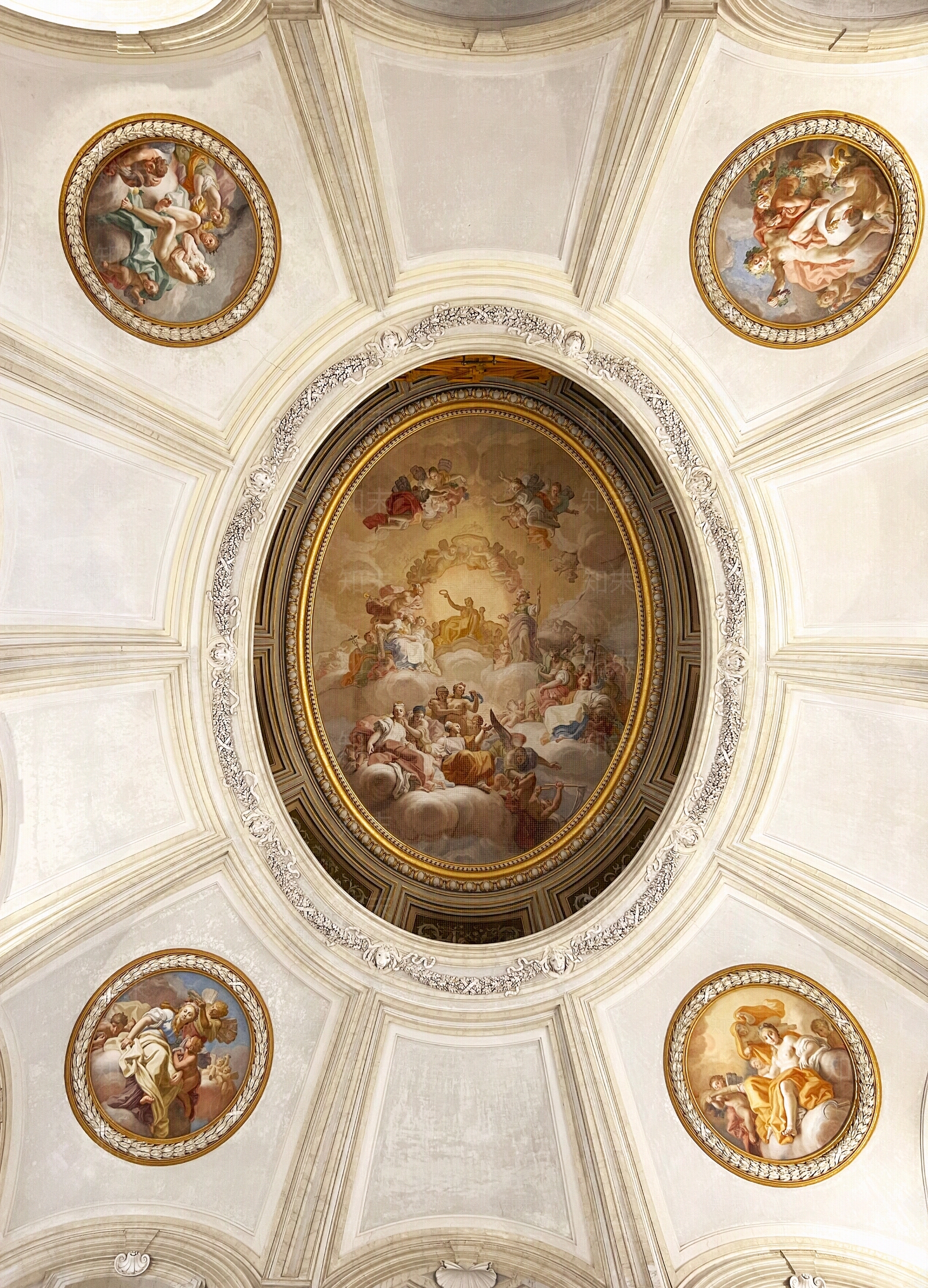 欧式屋顶内部天花贴图下载【ID:1139282275】