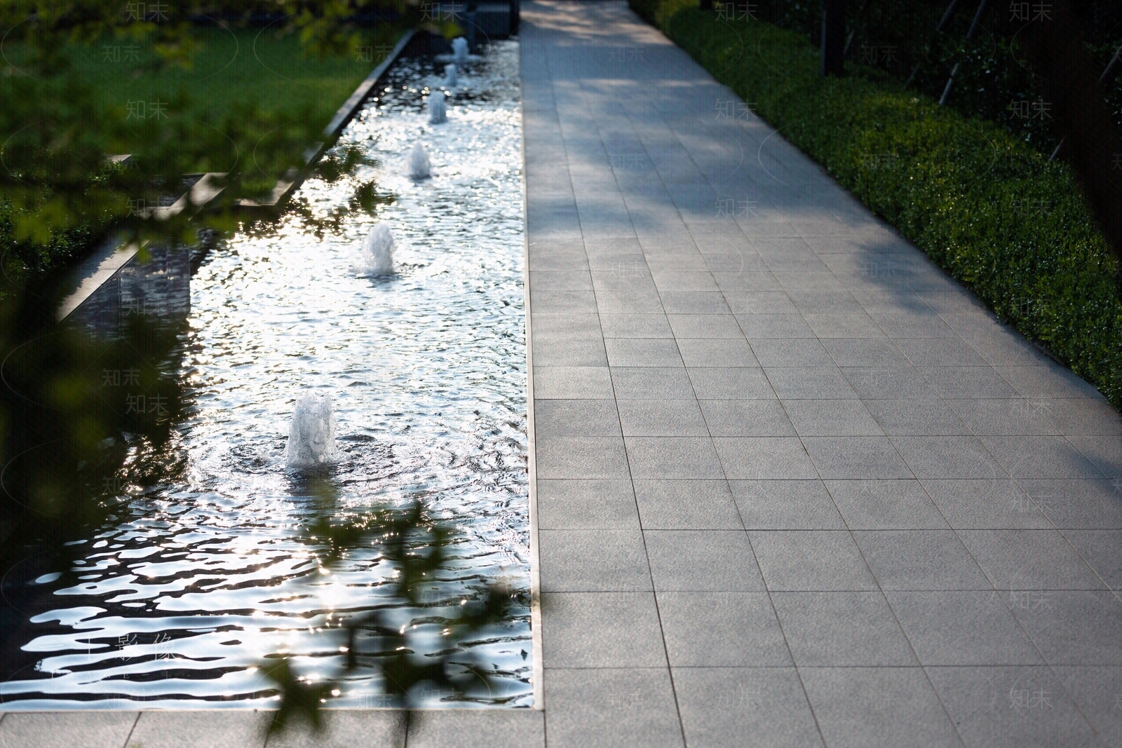 庭院外景喷泉小路贴图下载【ID:1139454307】