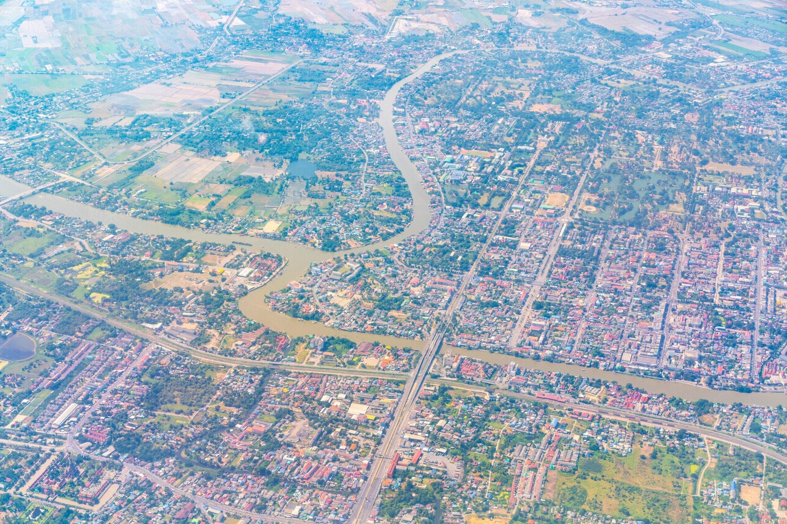 城市鸟瞰风景图贴图下载【ID:1140767500】
