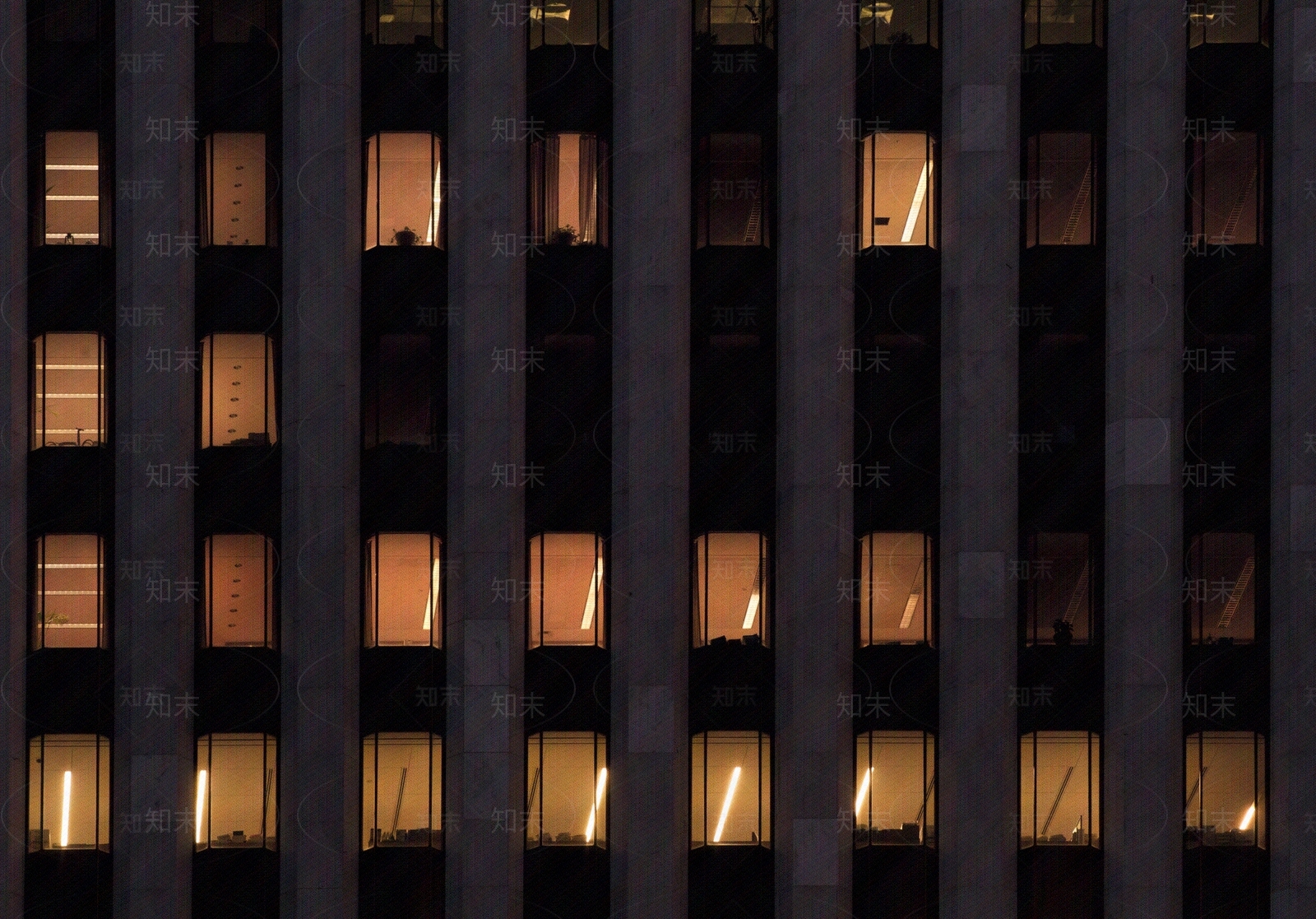 建筑夜景外立面橱窗玻璃贴图下载【ID:1142061885】