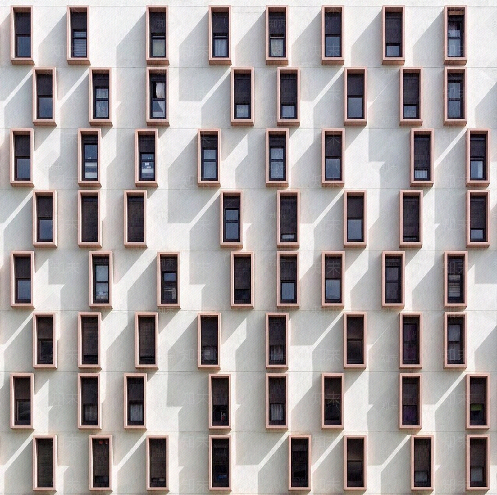 长方形窗口建筑立面贴图下载【ID:1142426006】