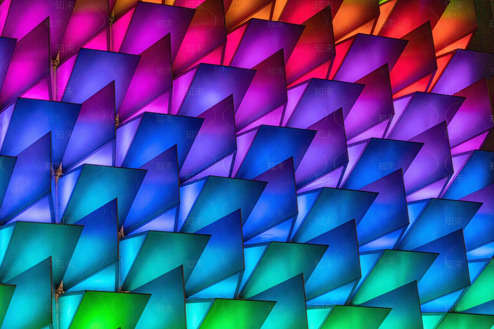 彩色艺术造型建筑外立面贴图下载【ID:1144354715】