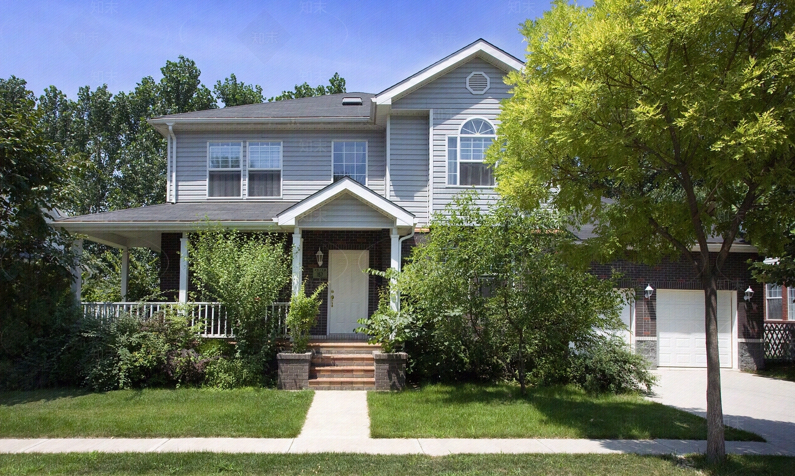 别墅花园外景花园草坪贴图下载【ID:1148006974】