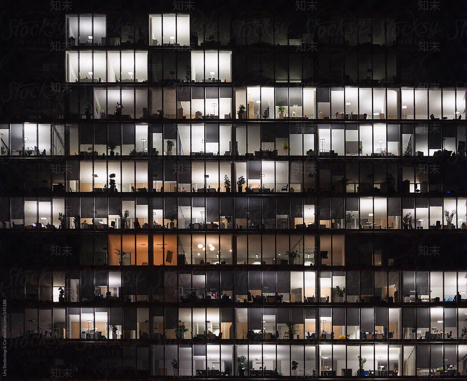 办公楼立面贴图下载【ID:1148977020】