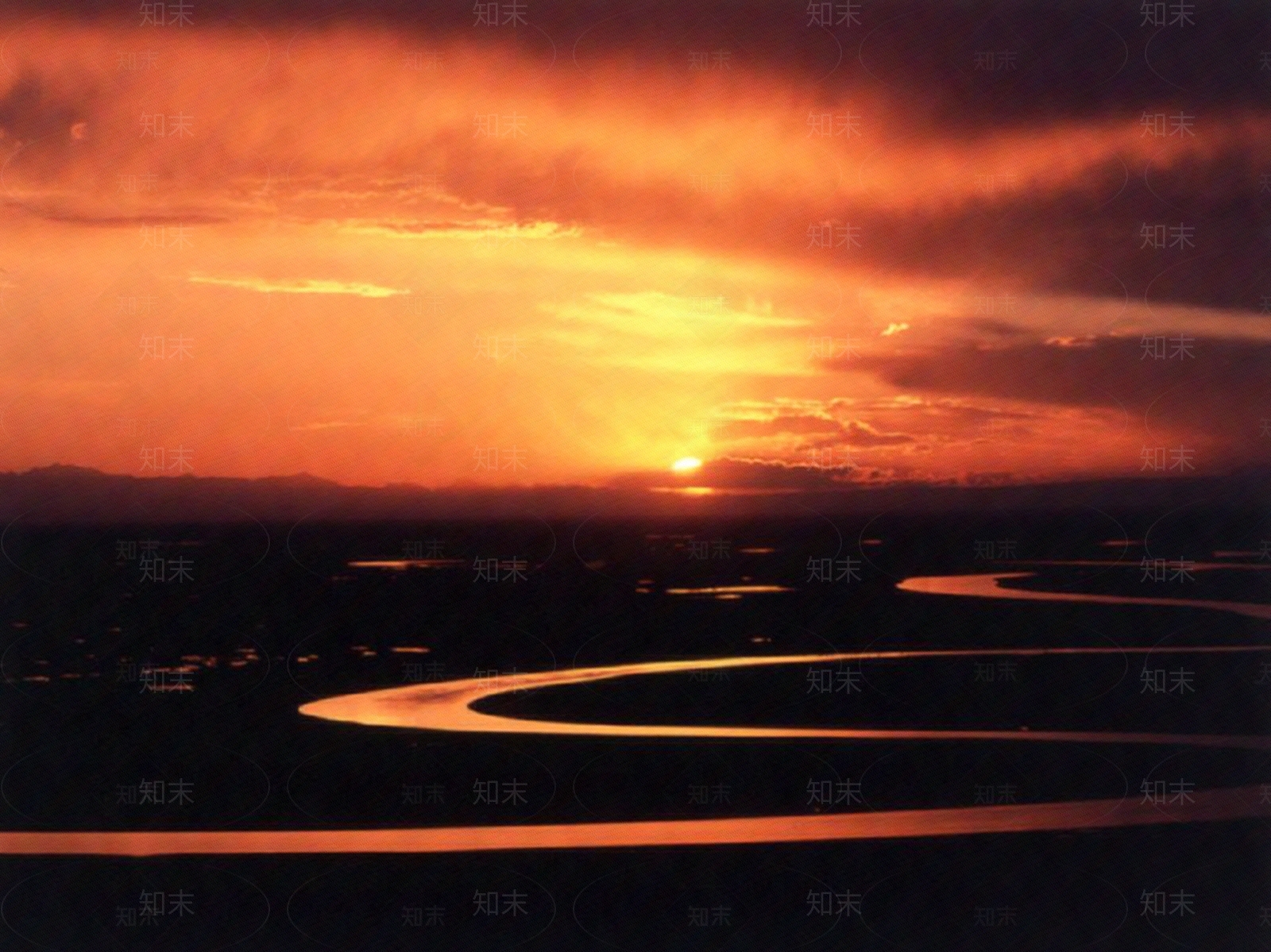 黄昏夕阳落日午后阳光大海天空日景云朵夕阳清晨傍晚天空图外景天空多云贴图下载【ID:1149051238】