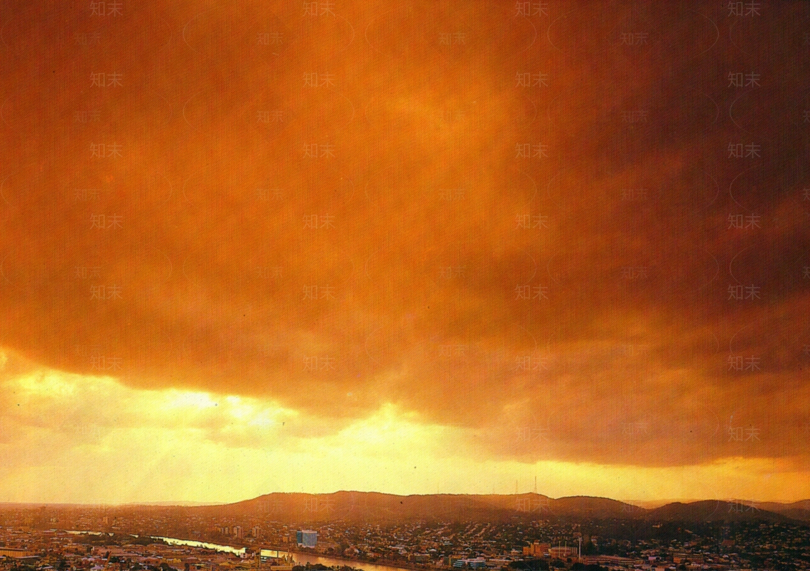 黄昏夕阳落日午后阳光大海天空日景云朵夕阳清晨傍晚天空图外景天空多云贴图下载【ID:1149053465】