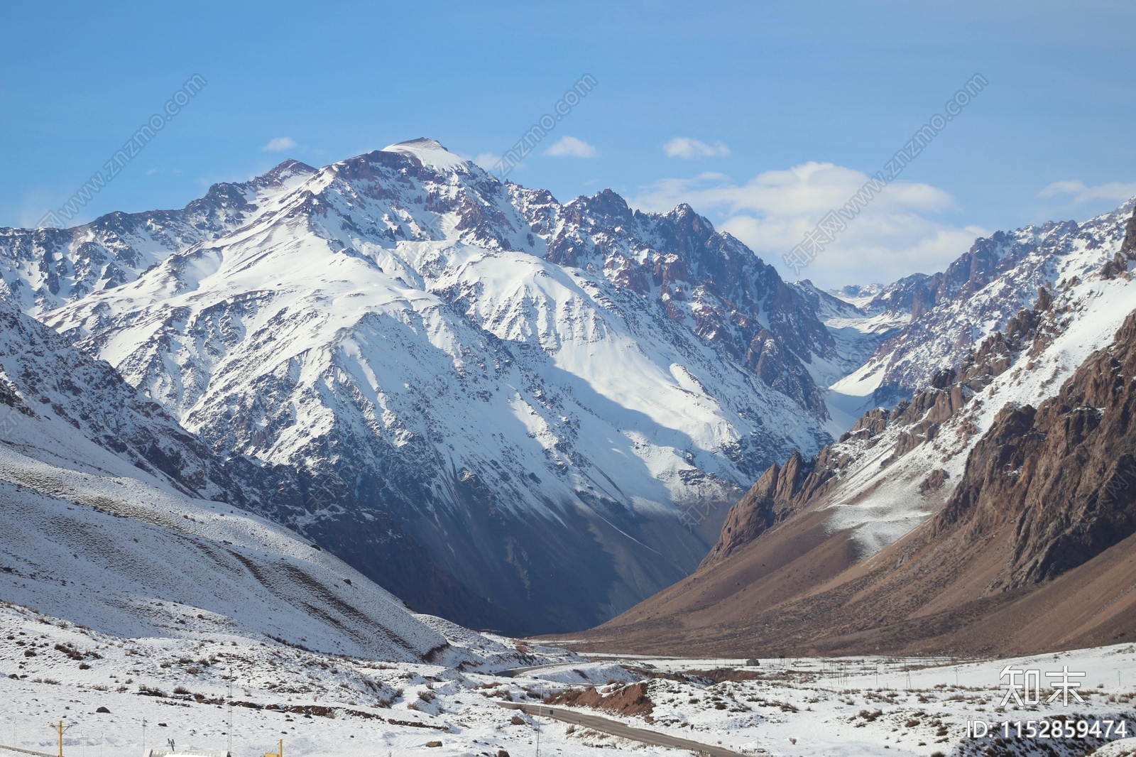 蓝天雪山山谷外景贴图下载【ID:1152859474】