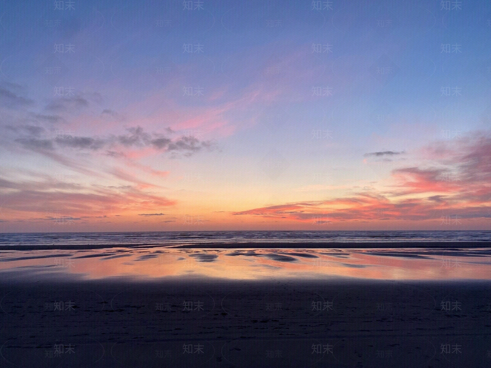 天空黄昏朝霞外景贴图下载【ID:1153522878】