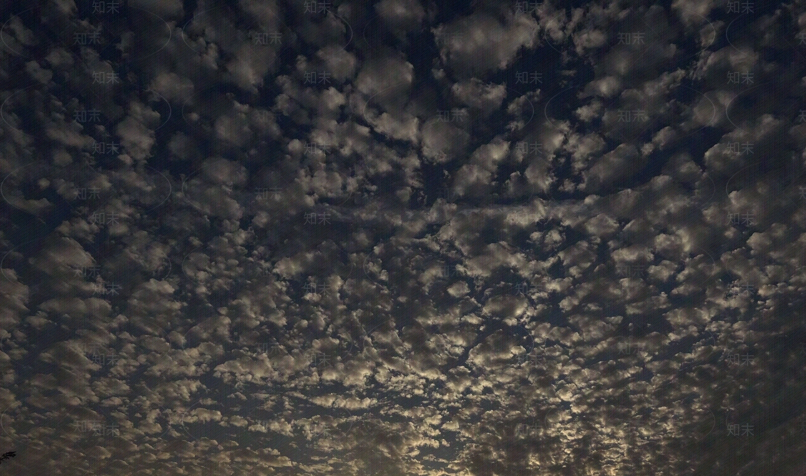 夕阳云彩天空贴图下载【ID:1154303884】