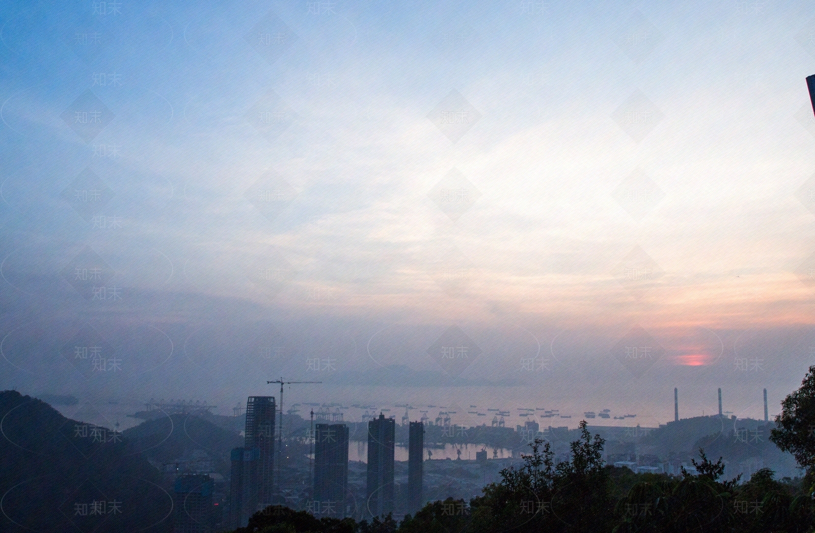 白天城市天空外景贴图下载【ID:1155432586】