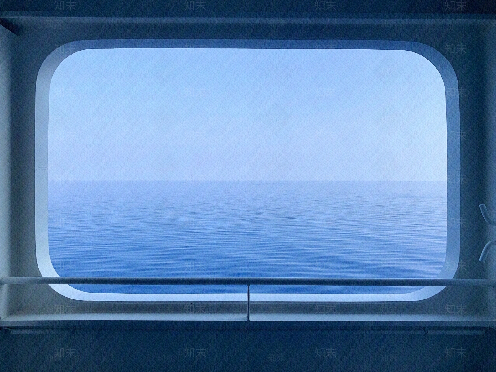 轮船玻璃窗户海景贴图下载【ID:1155969556】