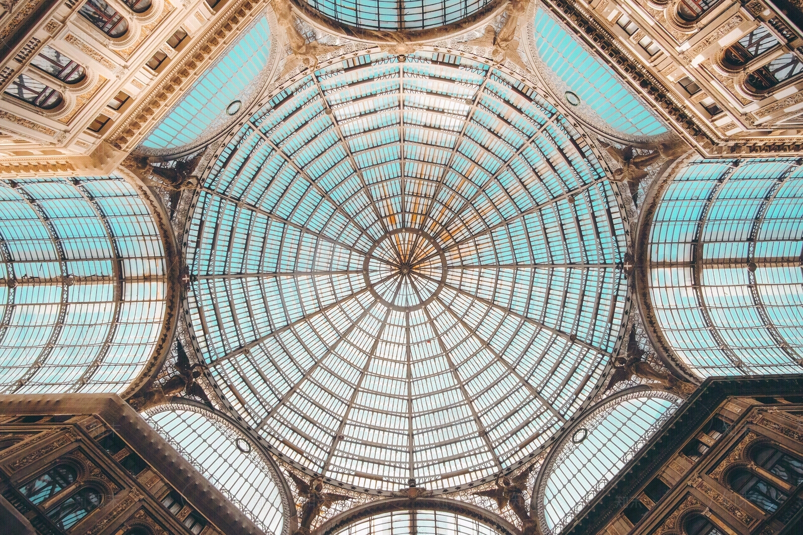 圆形欧式玻璃穹顶贴图下载【ID:1159512840】