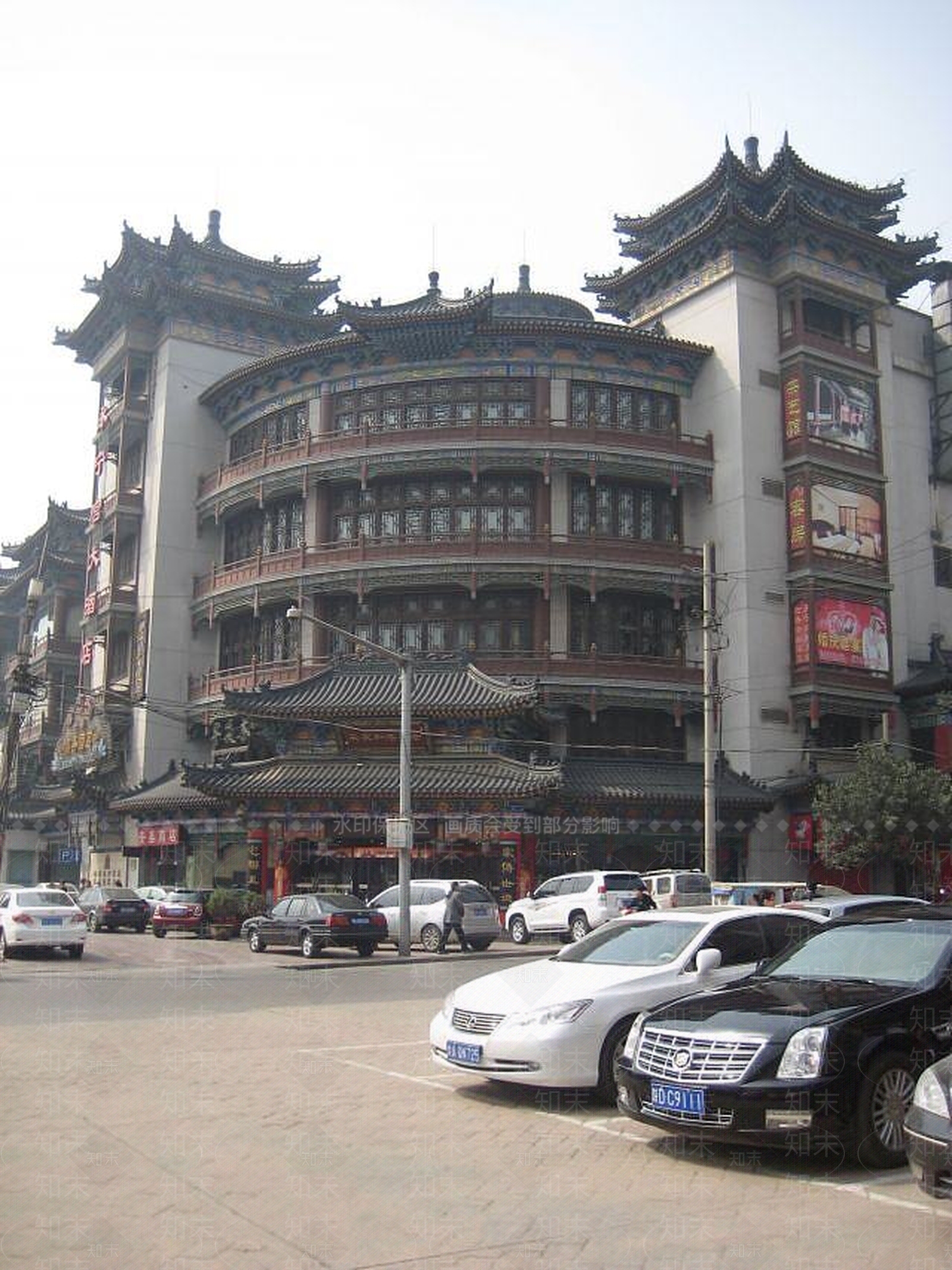 现代西安七彩云南3D模型下载【ID:1189011141】