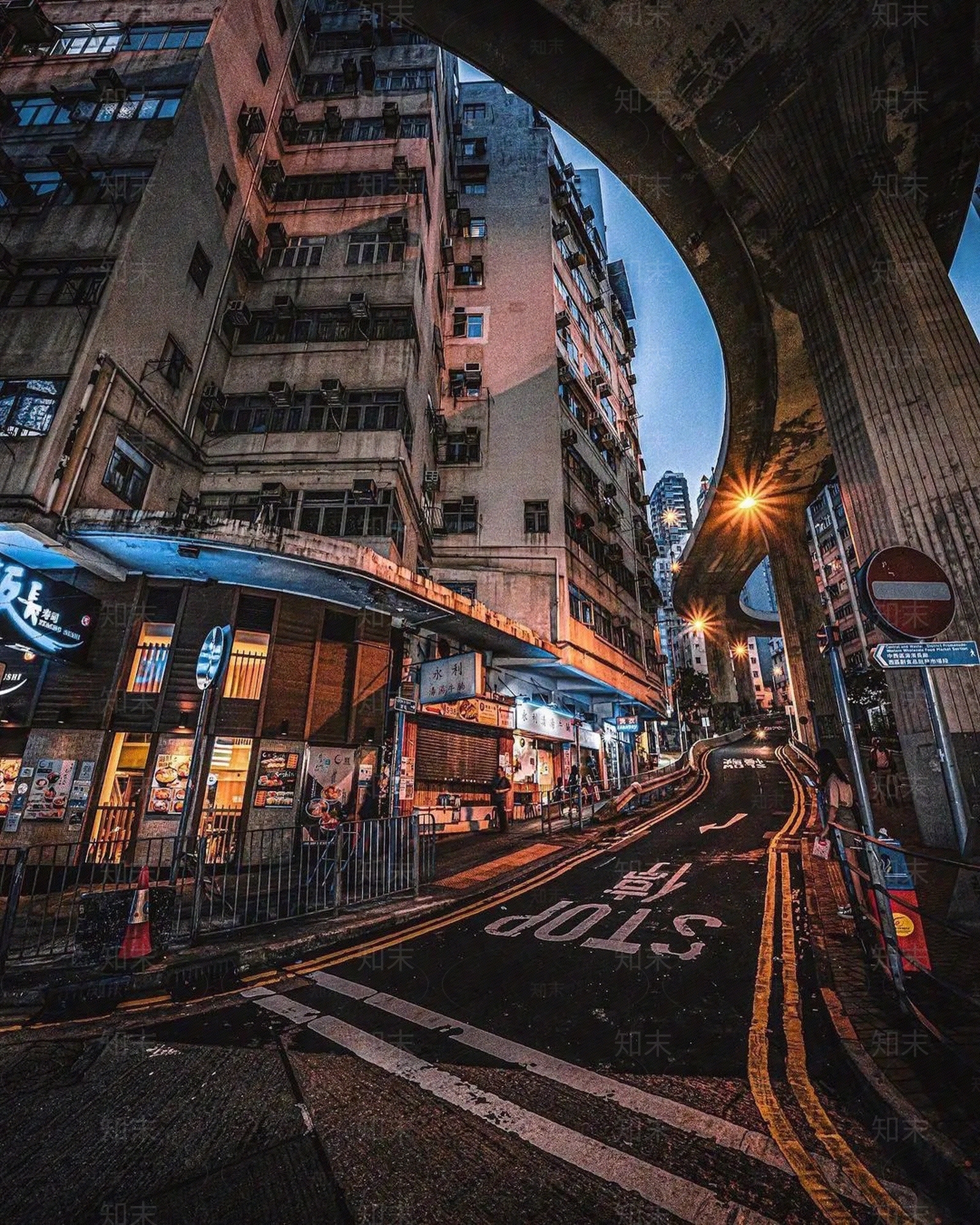 现代街道外景贴图下载【ID:1190102208】