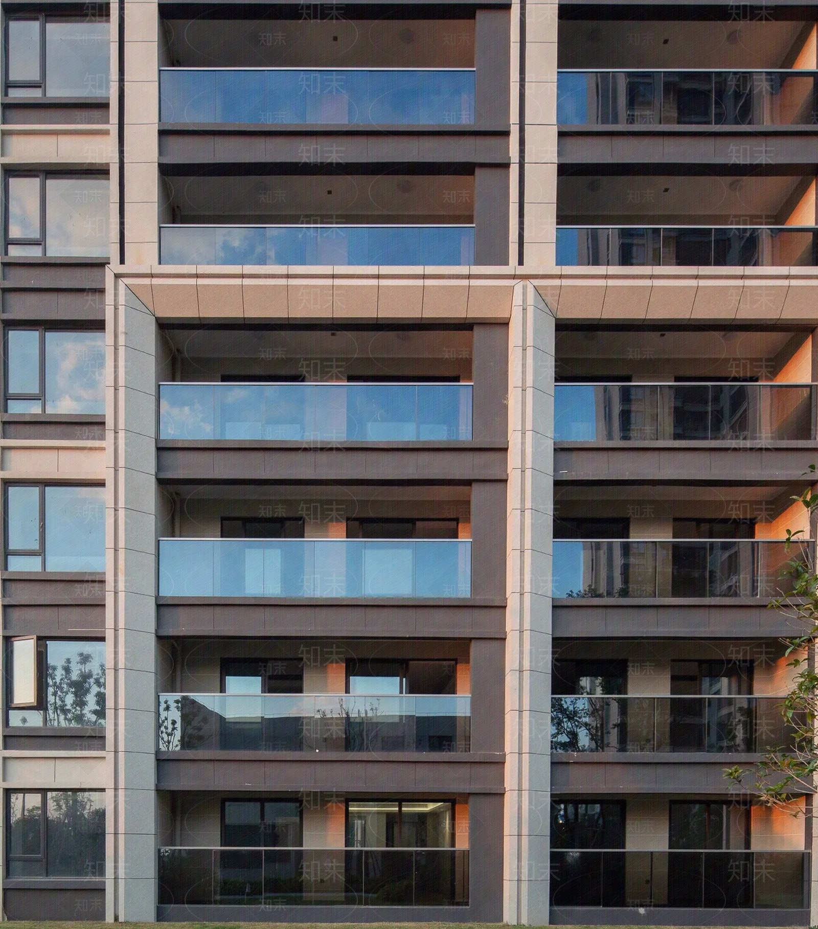 现代建筑外立面贴图下载【ID:1203509873】