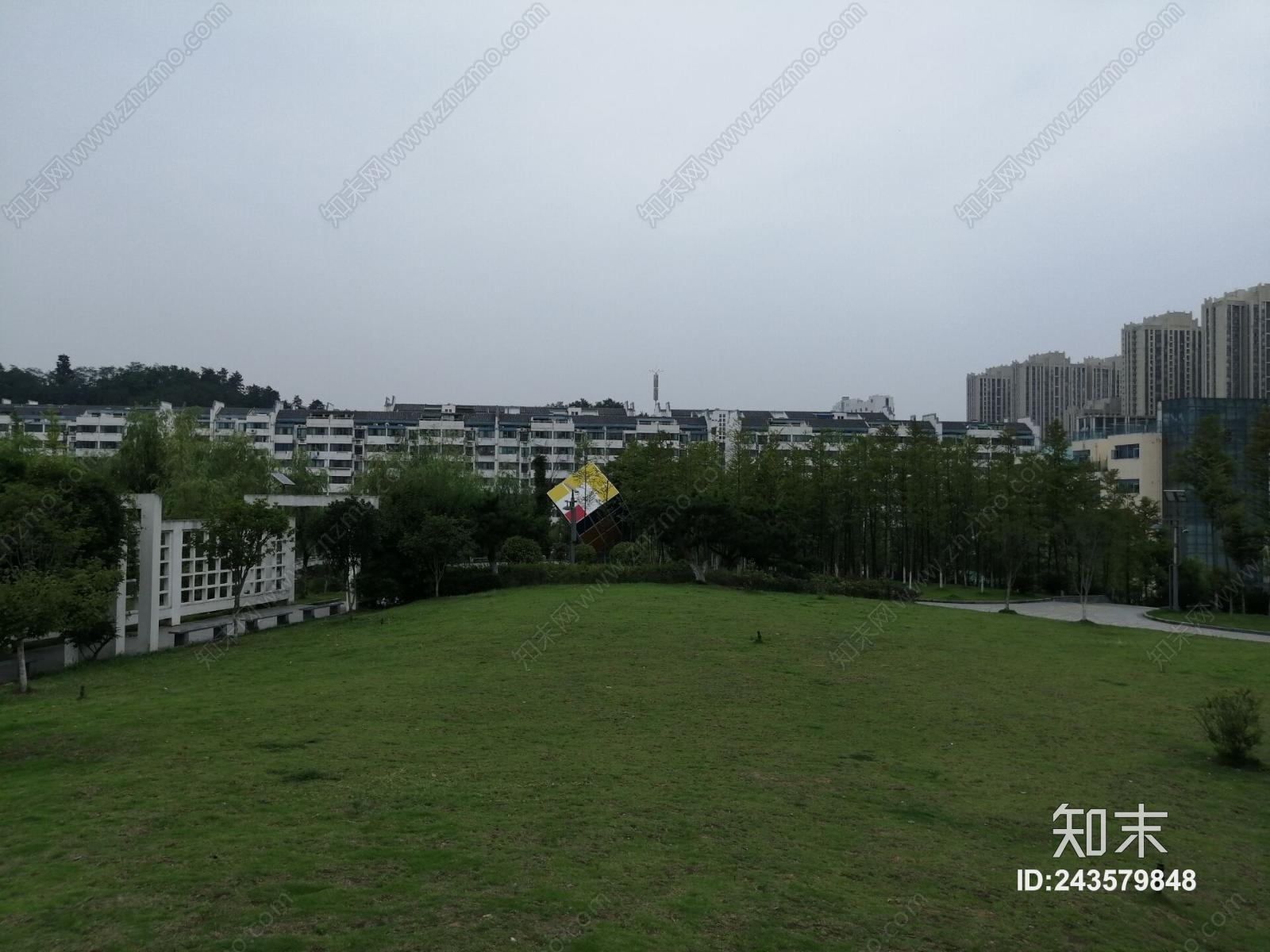 外景，草地，楼房，天空贴图贴图下载【ID:243579848】