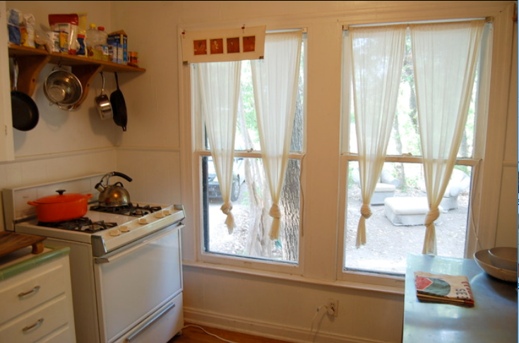 欧式古朴原木风住宅室内装修设计实景图（25张）施工图下载【ID:161776145】