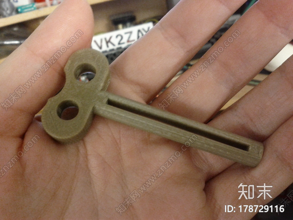 钥匙形状的牙膏挤出器3d打印模型下载【ID:178729116】
