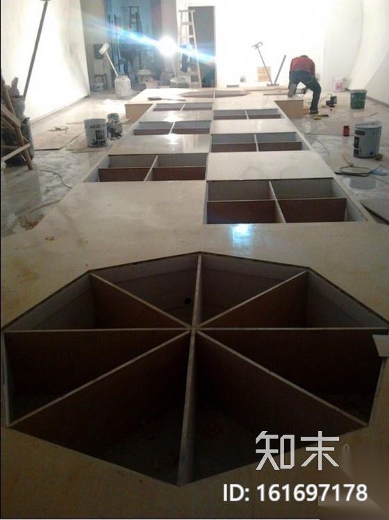 时尚品牌服饰展厅及办公室设计施工图（含施工实景）cad施工图下载【ID:161697178】