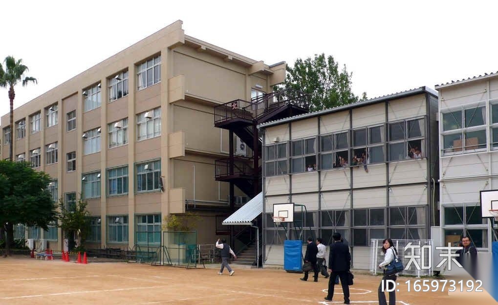 日本某中学防震改建措施参考cad施工图下载【ID:165973192】