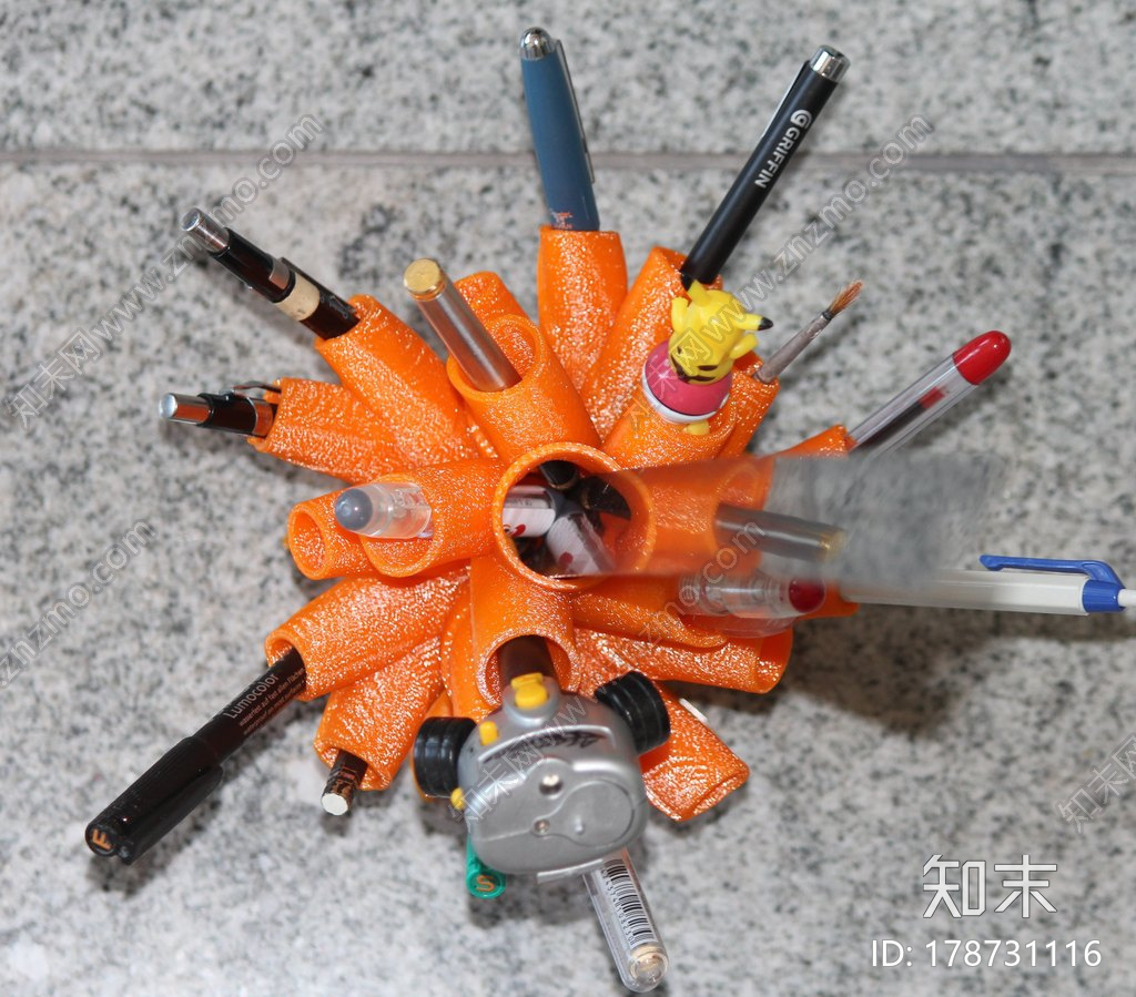 虫洞笔筒3d打印模型下载【ID:178731116】